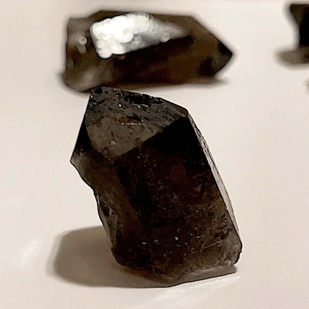 Smokey Quartz Points & Doubles ๐ค - Picture 4 of 12